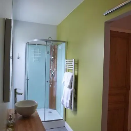 Lepireaufr Piscine Chauffee Holiday home