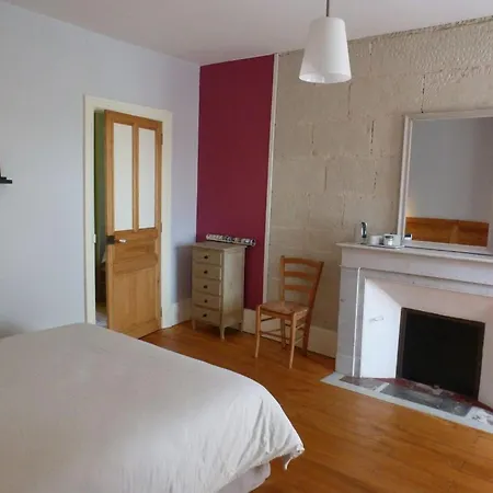 Holiday home Lepireaufr Piscine Chauffee Vouneuil-sur-Vienne